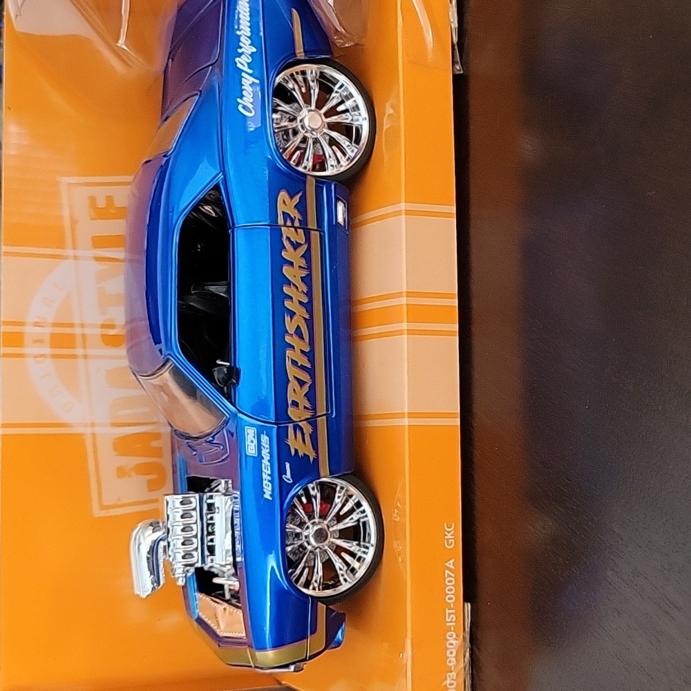 1/24 scale jada toys 1969 chevrolet camaro with custom wheel swap in box